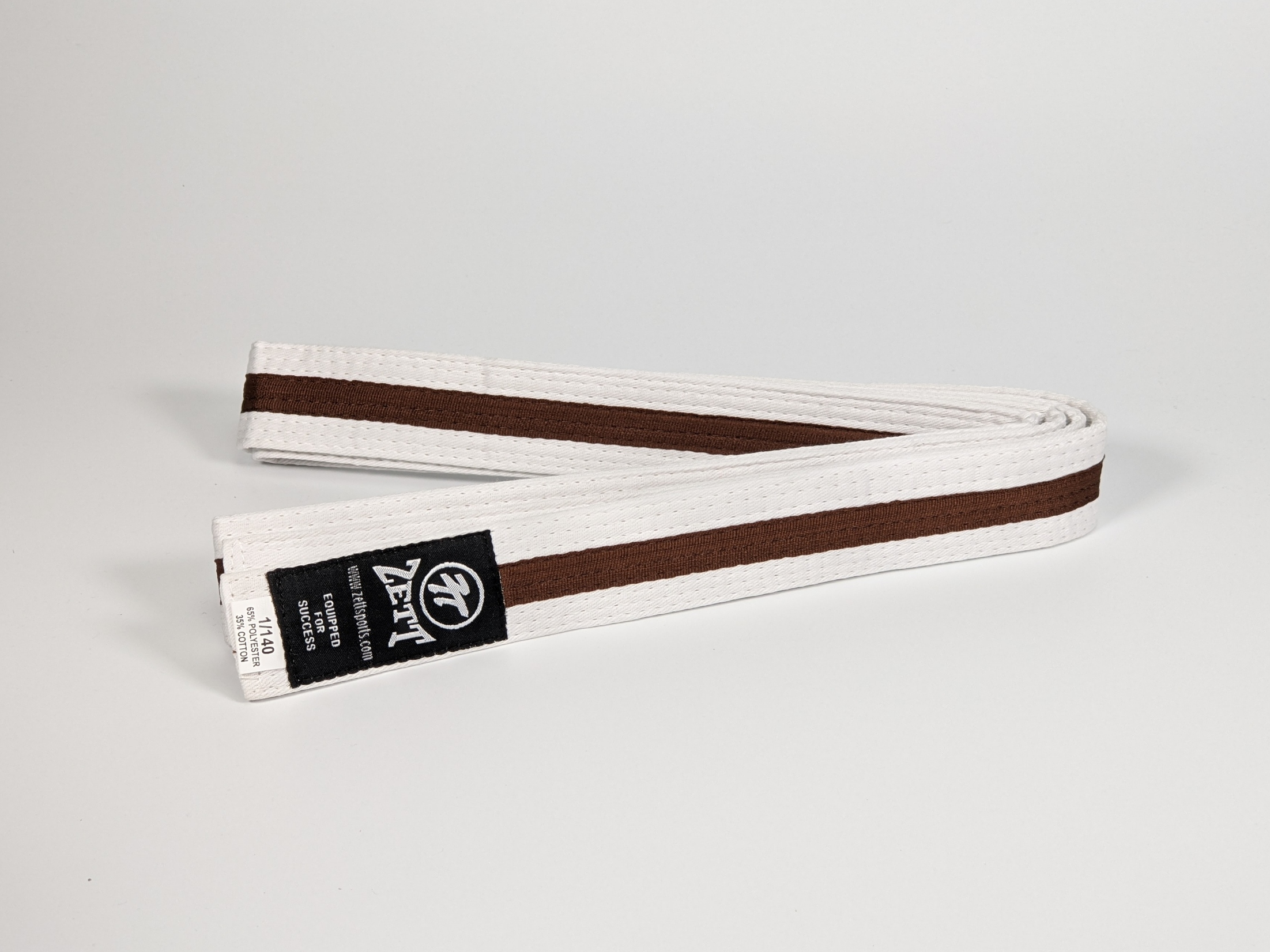 ZETT WHITE BELT WITH COLOUR STRIPE